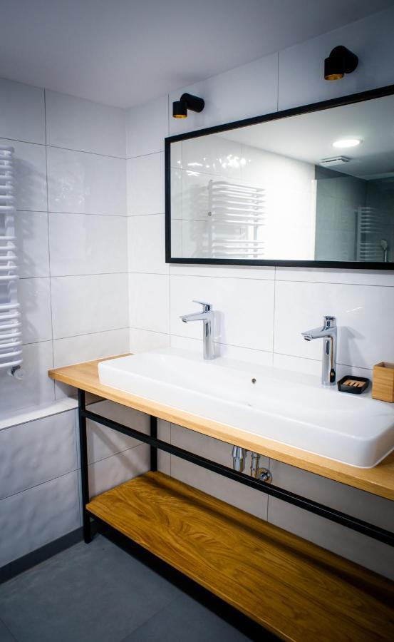 Salon Win Wine Bar&Apartments Jasło Extérieur photo
